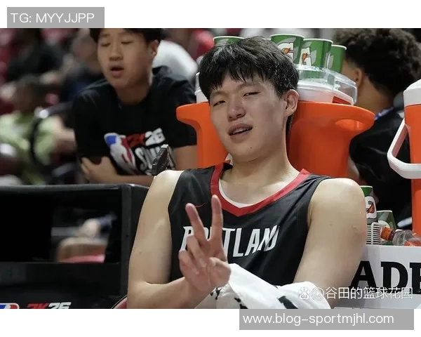 杨瀚森表现不佳引发争议媒体人质疑为何牵连家庭成员 杨瀚森表现不佳引发争议媒体人质疑为何牵连家庭成员