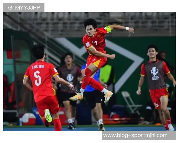 阮庭北展现越南U23实力气场如王者引领球队冲刺荣誉之路 阮庭北展现越南U23实力气场如王者引领球队冲刺荣誉之路